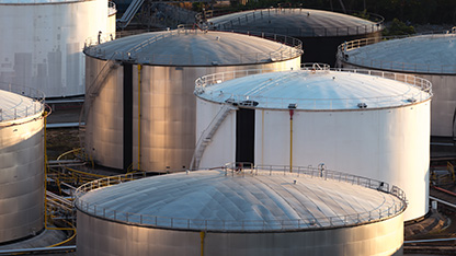 βιομηχανικές δεξαμενές αποθήκευσης